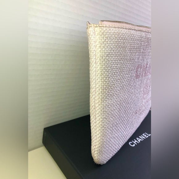 Chanel ✨ Raffia Deauville O Case Clutch Pouch Interlocking CC Box COA Authentic - Picture 10 of 11